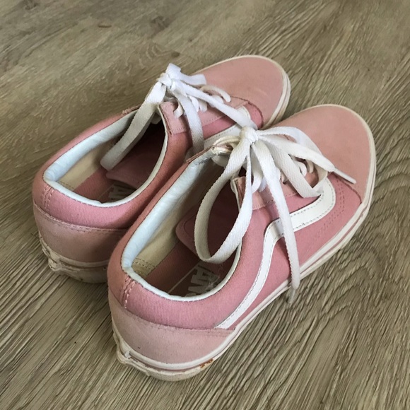 Blush pink old skool vans - Picture 2 of 4